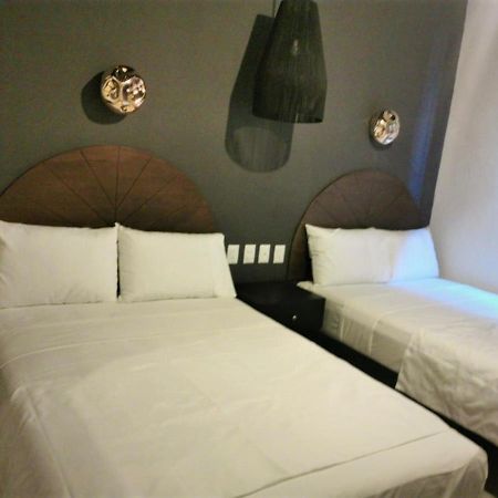 Hm Hotel Express Colima Exterior photo